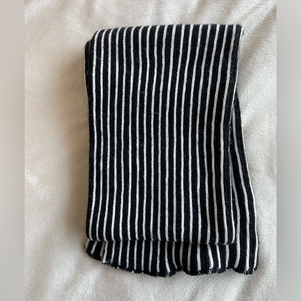 Nightmare Before Christmas Jack Skeleton Striped Scarf - Picture 5 of 5
